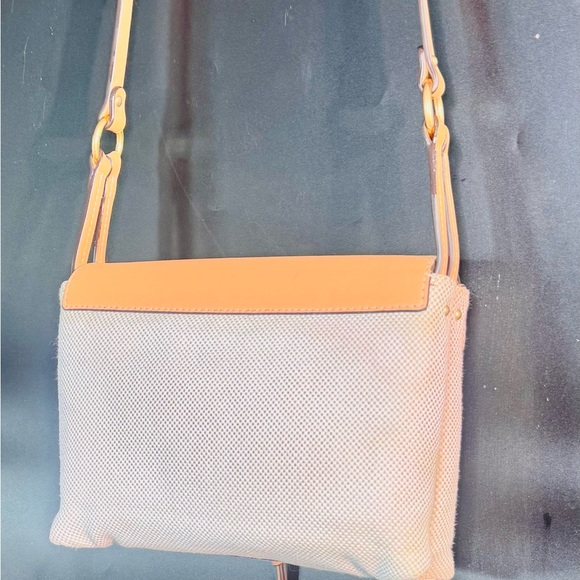 Tory Burch Tan and Cream Crossbody Bag - Picture 6 of 8